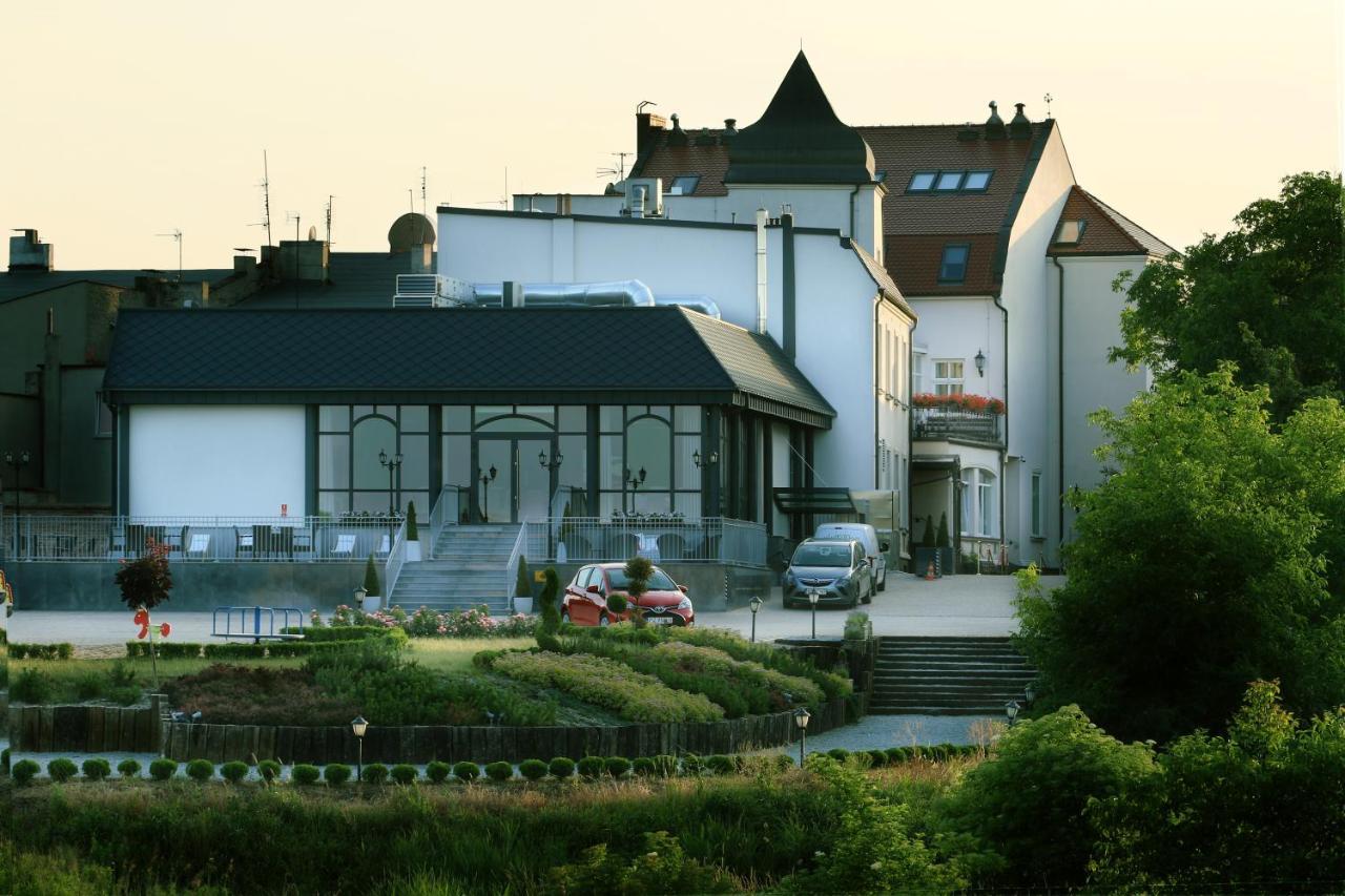 Hotel Ulubiony Kostrzyn Exterior photo