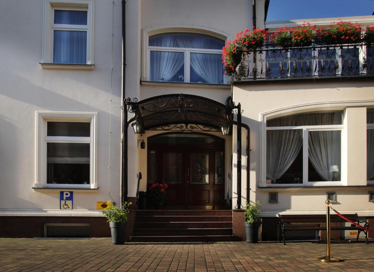 Hotel Ulubiony Kostrzyn Exterior photo